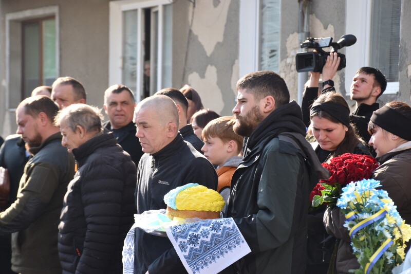 У Луцьку в останню путь провели загиблого воїна Максима Кузнєцова