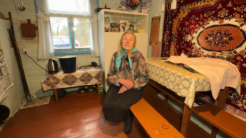 Раз в тиждень приїжджає «магазин на колесах»: як живе село Сваловичі на Волині