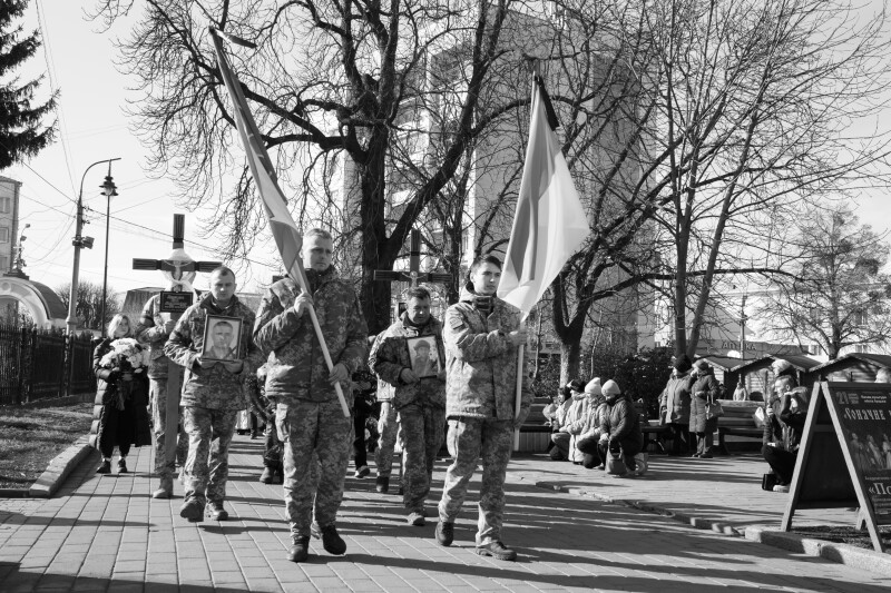 Три прощання в один день: у Луцьку віддали останню шану полеглим на війні Героям