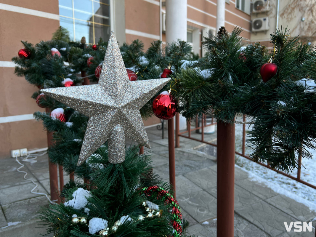 Останній день 2025 у Луцьку: місто в очікуванні Нового року. Фоторепортаж
