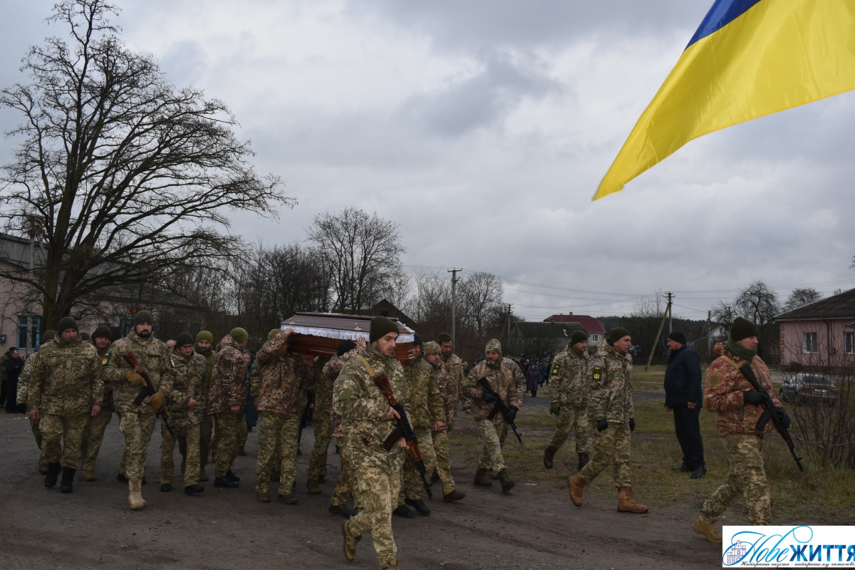 Побратими називали його безсмертним: на Волині попрощалися з Героєм Сергієм Бубалом