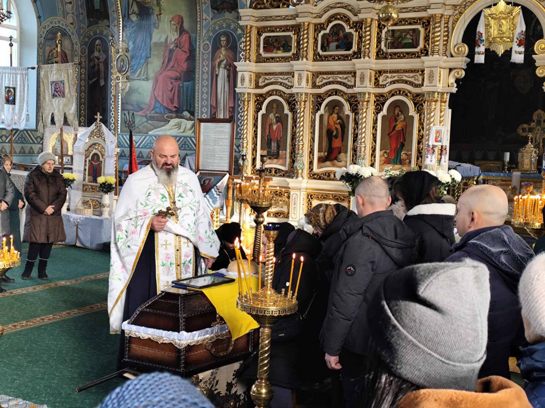 Майже через 7 місяців повернувся додому: на Волині попрощалися з 33-річним Героєм Дмитром Трофімюком