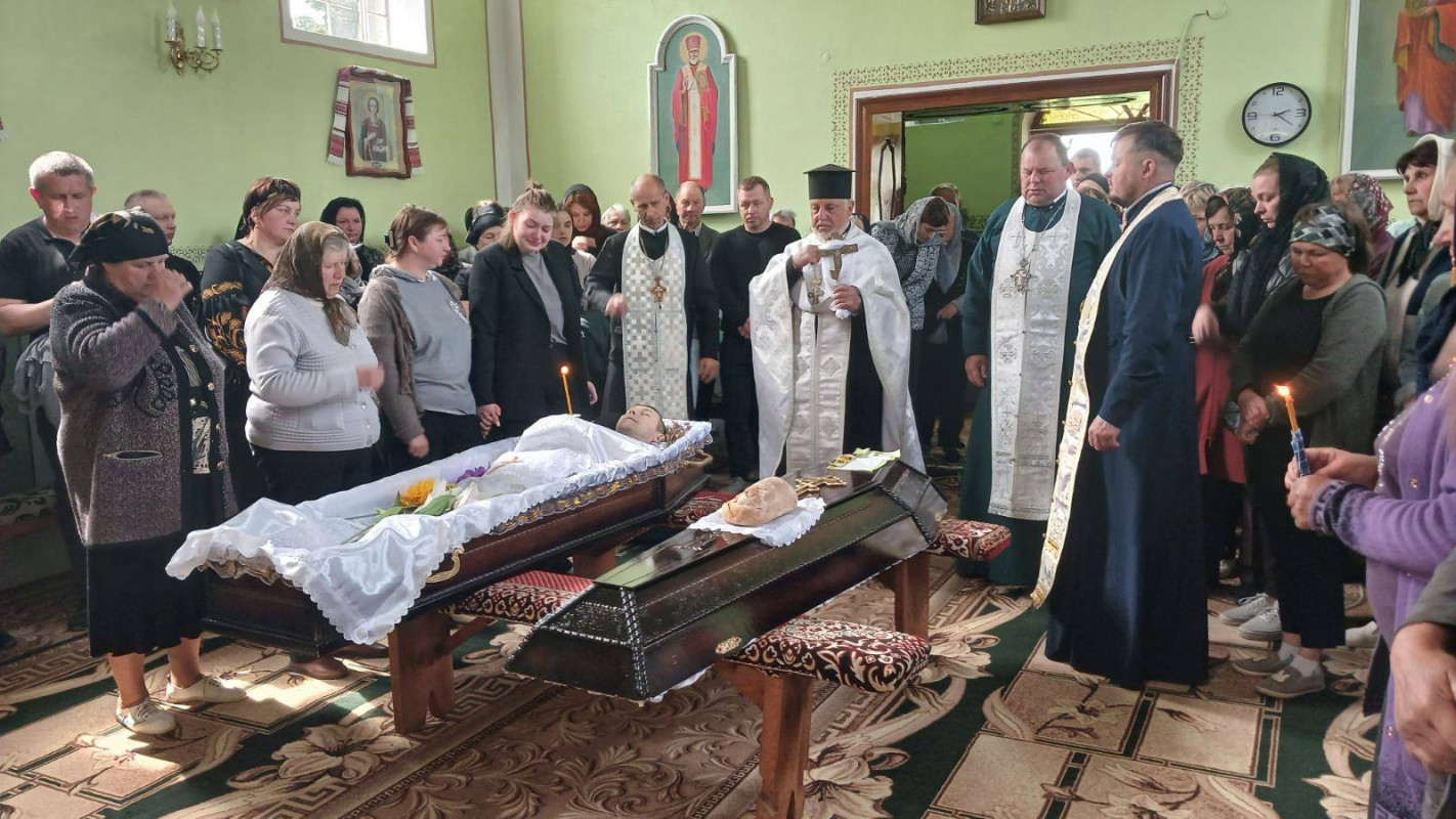 На Волині поховали захисника Володимира Головашова, який помер від важкої хвороби