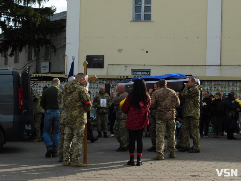 Чорний день у громаді: в Луцьку попрощалися із двома Героями