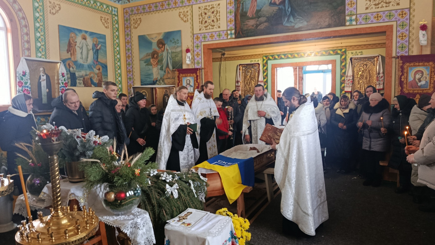 На Волині попрощалися з Героєм Андрієм Петренком