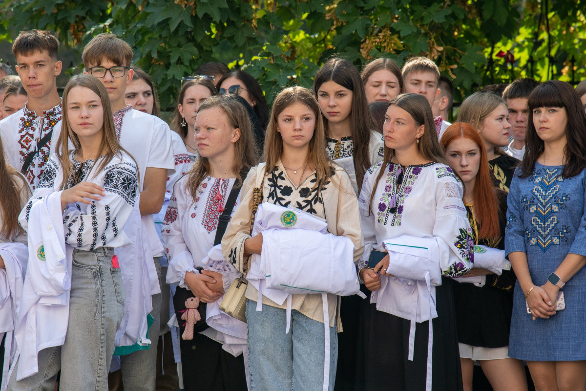 Волинські студенти розпочали навчальний рік: урочистості для першокурсників медінституту та ЛНТУ