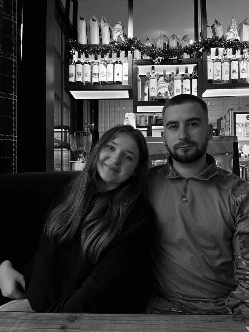 Зранку встиг надіслати коханій звичне: «Доброго ранку», а за кілька годин вона дізналася про його смерть: Герою з Волині назавжди 24 роки