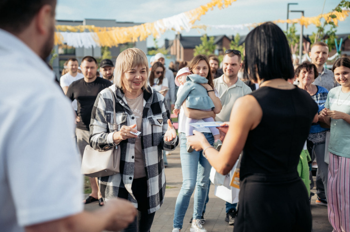 Як минув «День доброго сусіда» від будівельної компанії «Інвестор» у Струмівці. Фоторепортаж