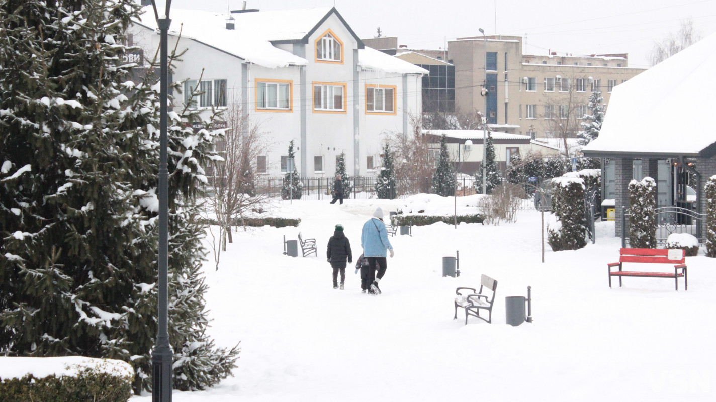 Ковель після снігопадів: фоторепортаж із засніженого міста
