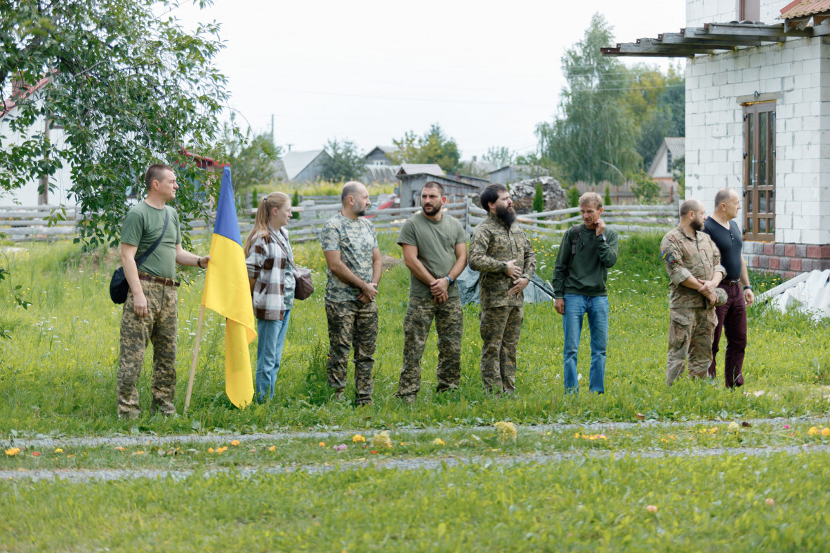 Загинув унаслідок ворожого мінометного обстрілу: на Волині попрощались із Героєм Леонідом Івчуком