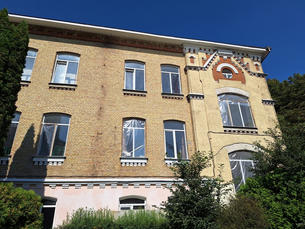 Потрібно понад 60 мільйонів: на Волині відновлюють військовий ліцей після ракетного удару