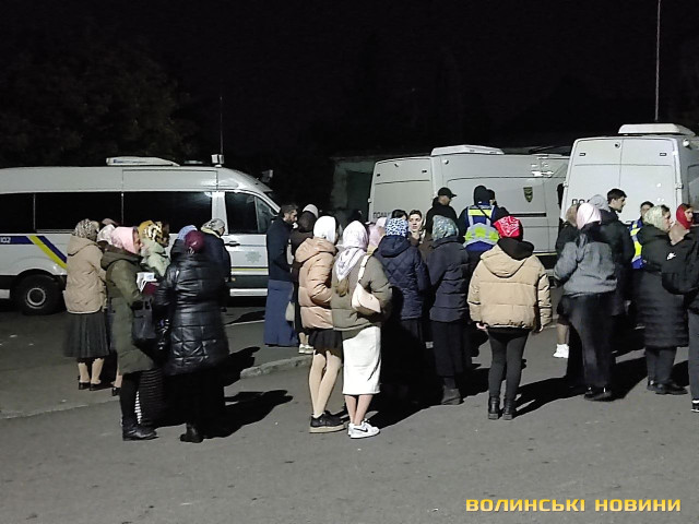 В кімнаті владики знайшли ікону російського святого: на Волині з Успенського Собору виселяють московський патріархат