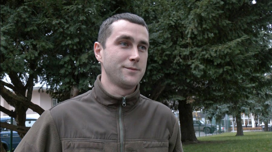 У Луцьку вже можна купити ялинку. Скільки коштують хвойні дерева до свят