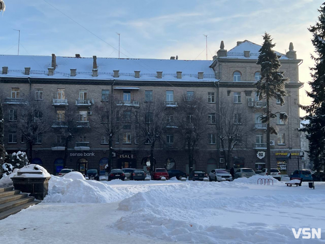 Від перших снігів до лютневих відлиг: якою була зима у Луцьку. Фоторепортаж