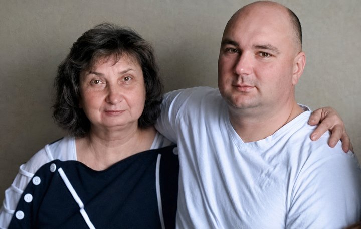 «Довелося пережити три болючі моменти»: батьки загиблого лучанина розповіли про сина-героя