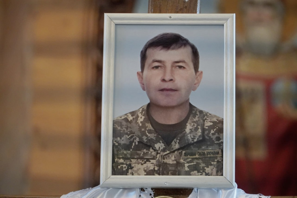 ДНК-експертиза обірвала надії: на Волині попрощались з Героєм Сергієм Козолупою