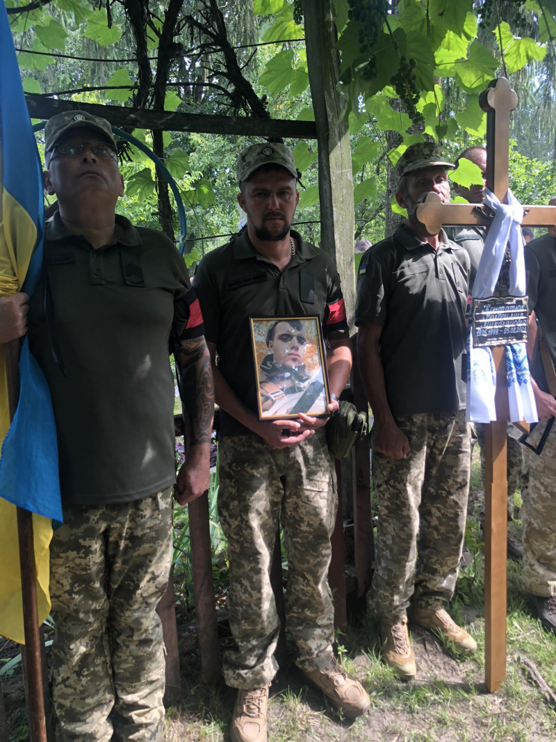 За тиждень громада втретє хоронить Героя: на Волині попрощалися з Володимиром Кондратюком