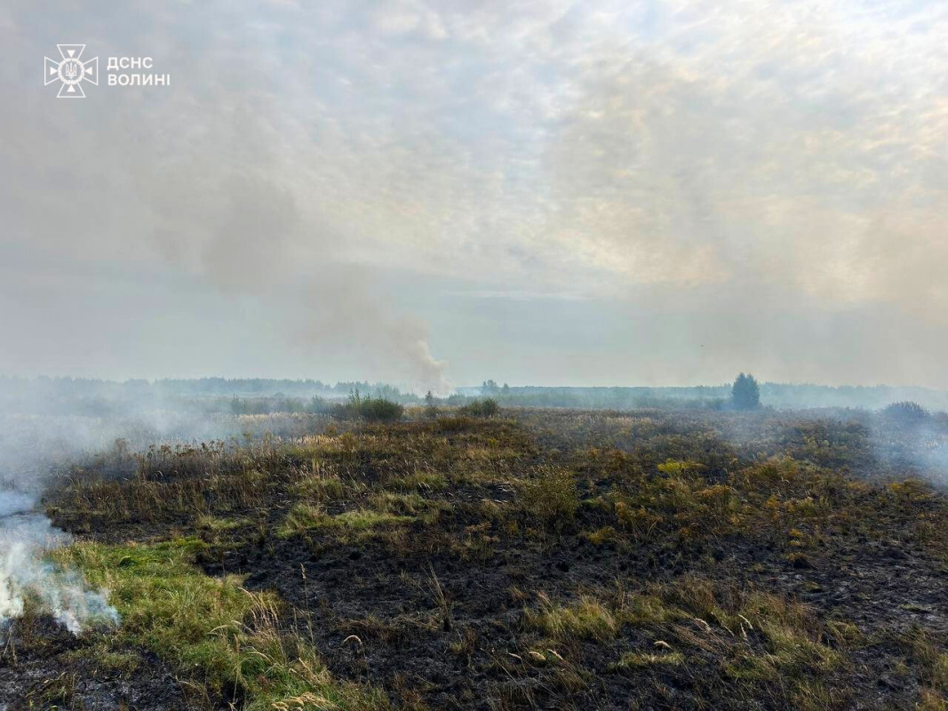 На Волині триває боротьба з пожежами торфу