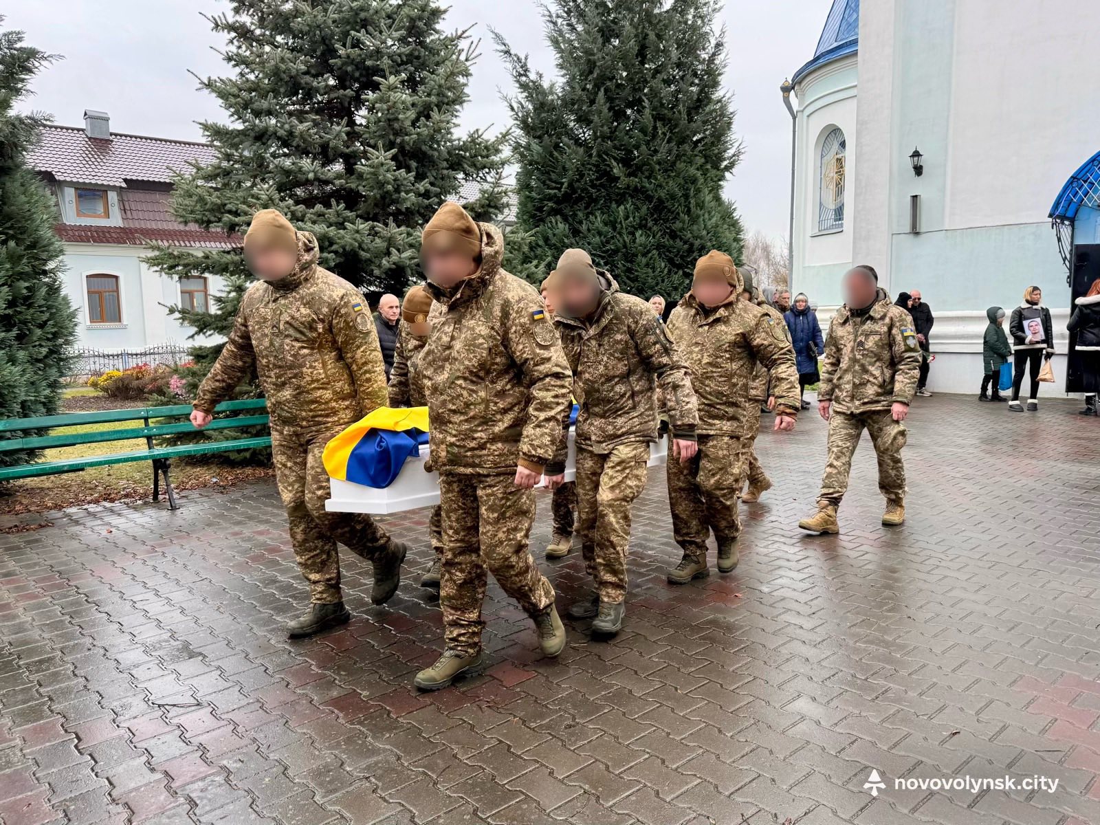 Тривалий час він вважався зниклим безвісти: на Волині попрощалися з Героєм Артемом Румянцевим