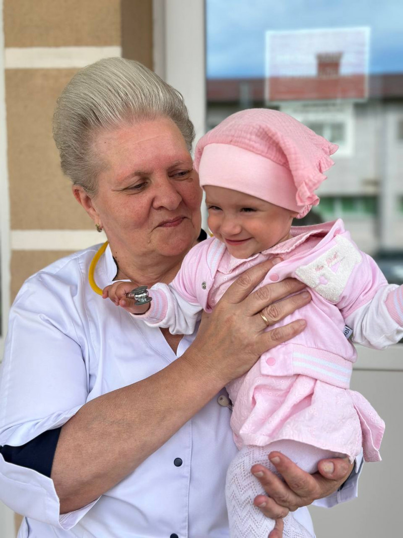 Маленька дівчинка - велика перемога: як крихітна Міланка з Волині подолала 110 днів боротьби за життя