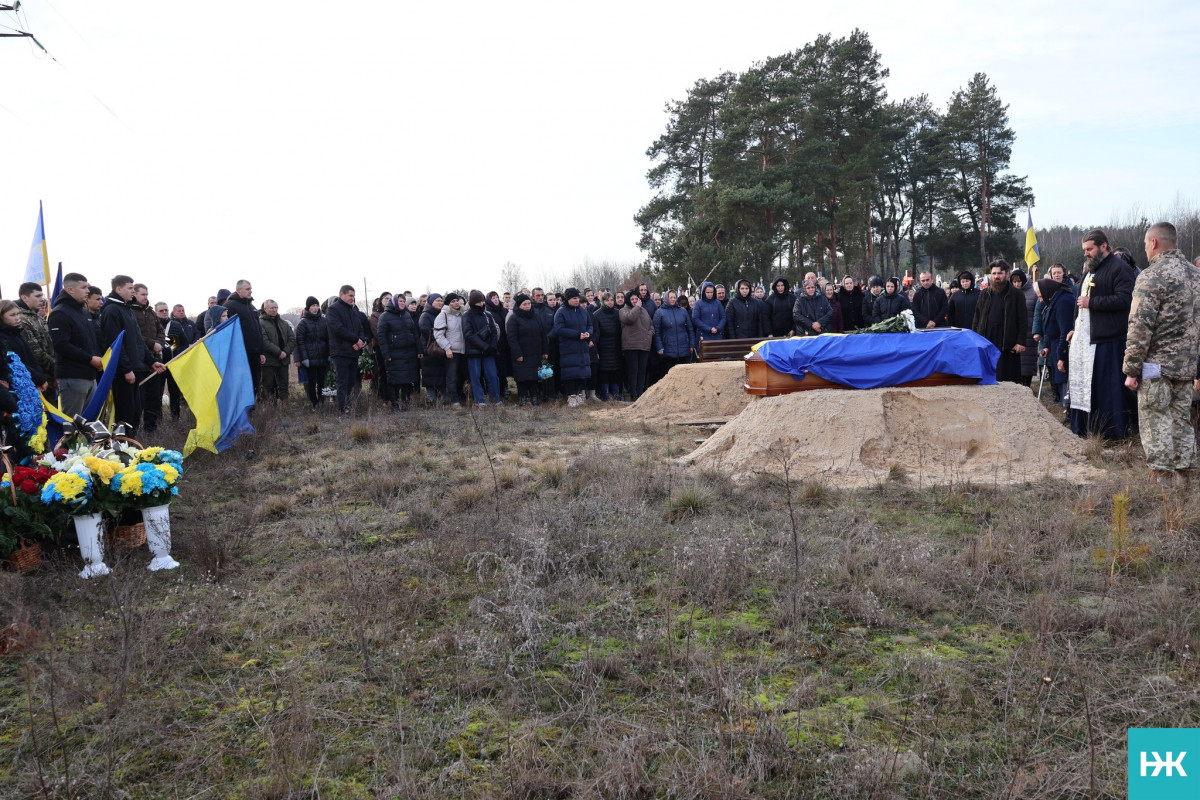 Рік надії й очікування: на Волині попрощалися з Героєм Віктором Фесиком