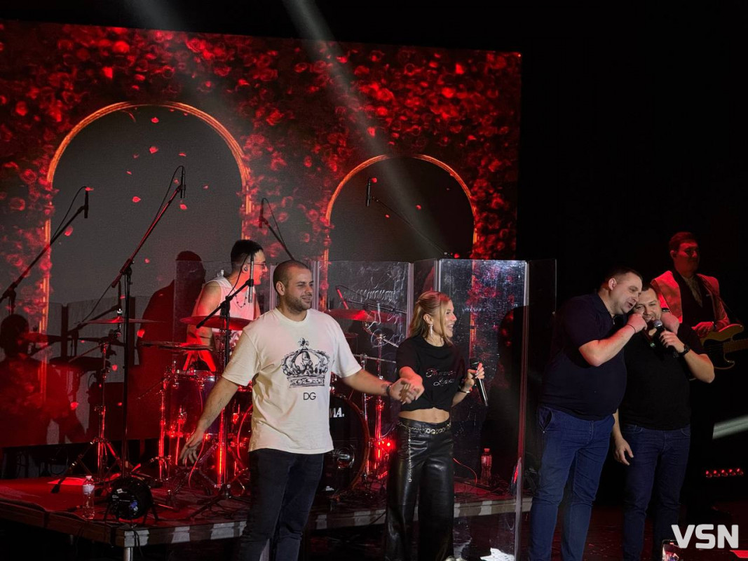 Alena Omargalieva виступила у Луцьку: аншлаг, благодійність і найкращі хіти