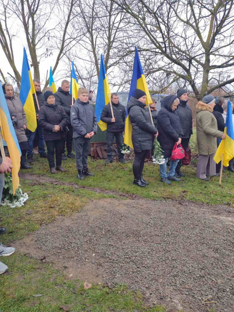 Понад 3,5 роки вважався зниклим безвісти: на Волині попрощалися із Героєм Володимиром Малишенком
