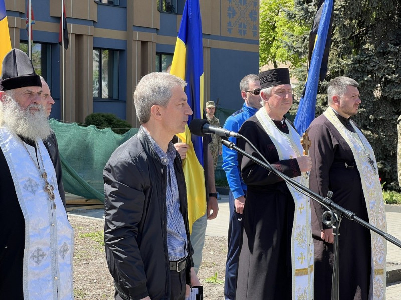 Не витримало серце: на Волині поховали 51-річного захисника Володимира Карпука