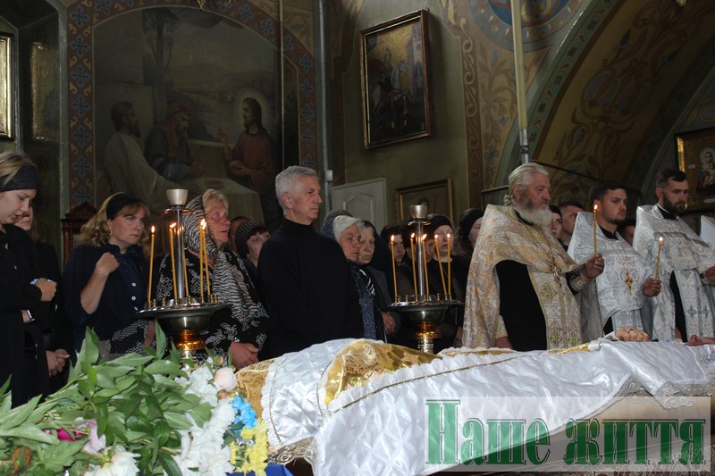 Повернувся з-за кордону, щоб стати на захист Батьківщини: на Волині попрощалися із Героєм Антоном Скаршевським