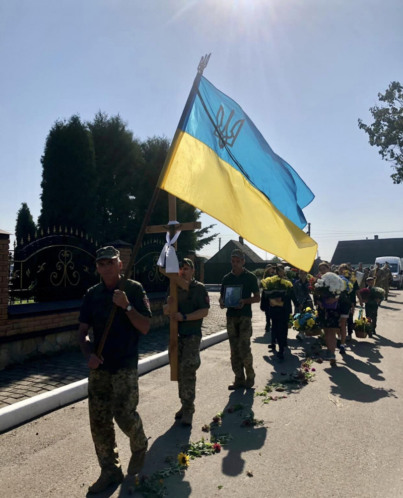 Надія не виправдалась: на Волині попрощались із Героєм Сергієм Абрамчуком, який вважався зниклим безвісти