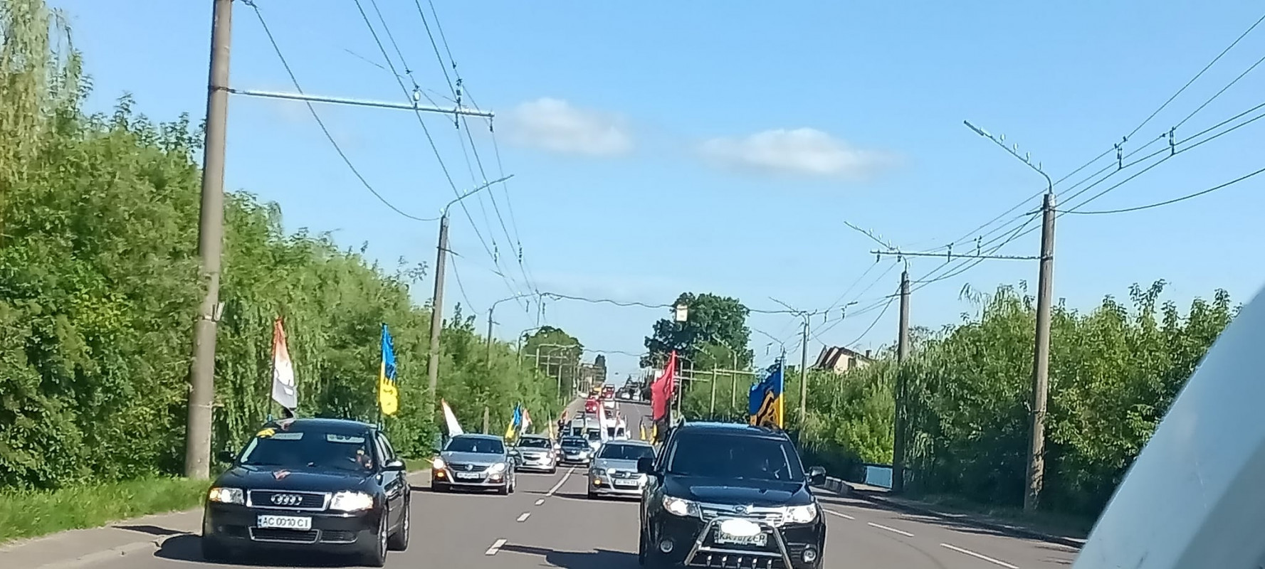 Син втратив батька: на Волині прощались з Героєм Миколою Генелюком