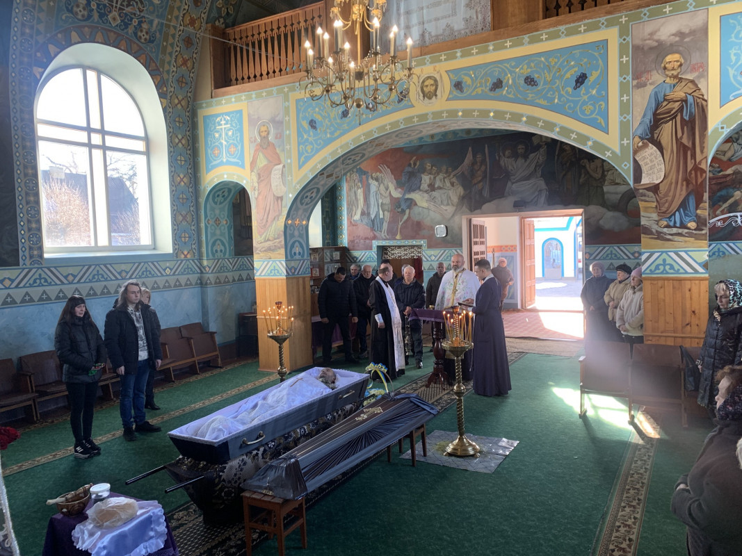 На Волині поховали військовослужбовця десантно-штурмових військ Максима Постєвку