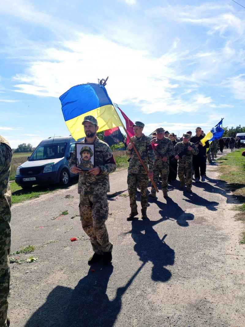 Волиняни попрощалися із 31-річним захисником Вадимом Васеньком