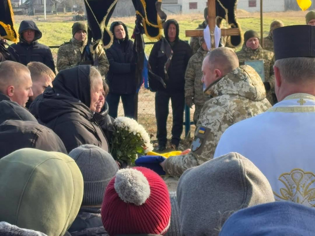 Рідні упізнали загиблого воїна у його день народження: Герой з Волині понад рік вважався зниклим безвісти