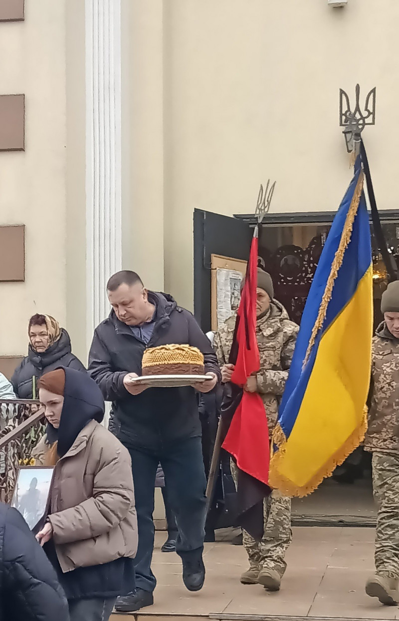 Більше року вважався зниклим безвісти: на Волині попрощалися з Героєм Іваном Шевчуком