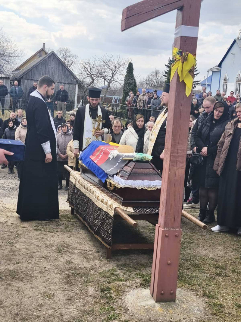 Загинув у грудні 2022 року: на Волині попрощалися із захисником Віктором Михальчуком