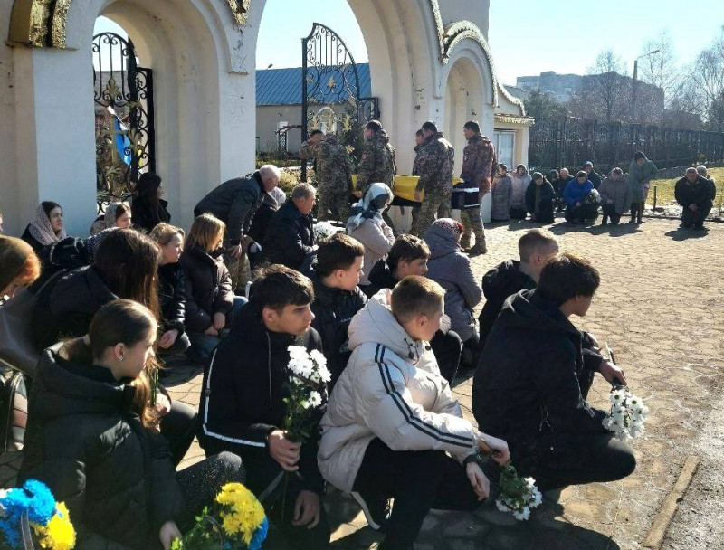 Експертиза ДНК підтвердила страшну правду: на Волині поховали Героя Миколу Петровського