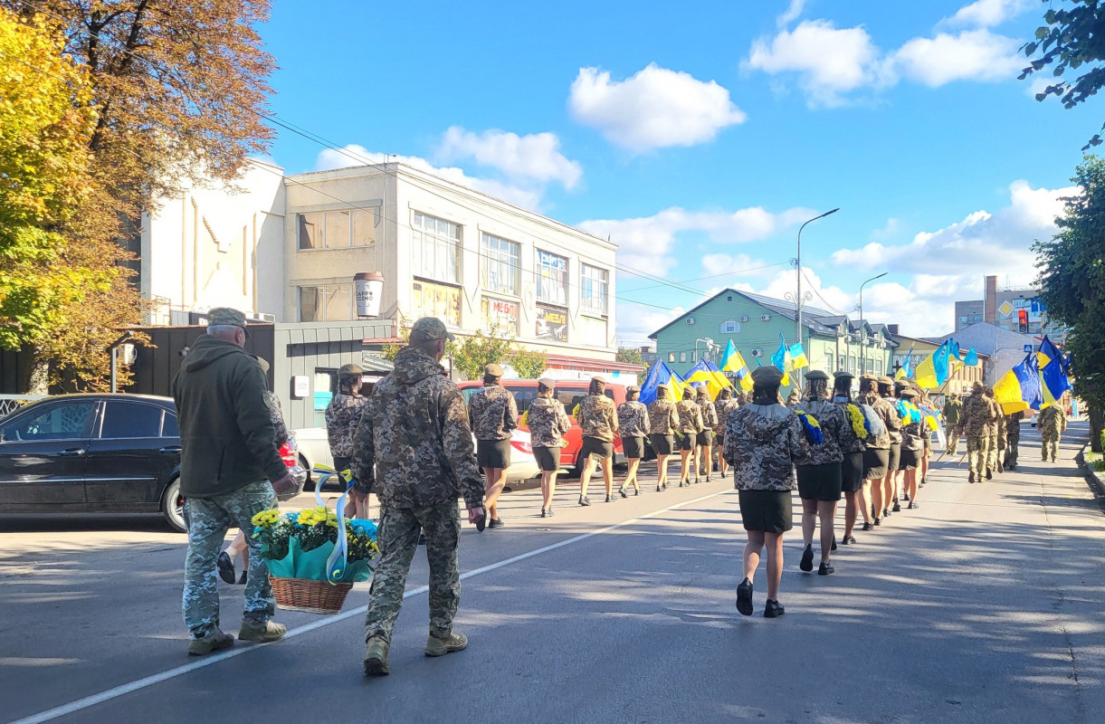 Не дочекався народження дитини: на Волині попрощались з Героєм Леонідом Семенюком