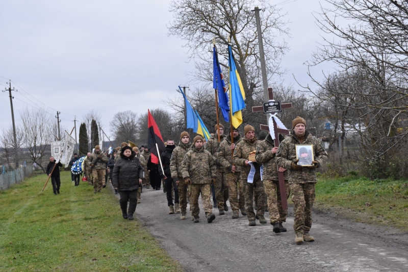 На Волині попрощалися з Героєм Олександром Максимуком