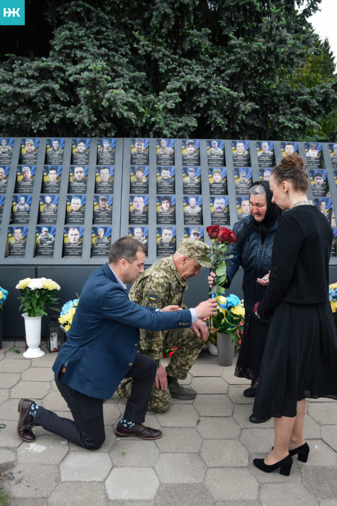 За мужність: на Волині рідним полеглих захисників вручили державні нагороди
