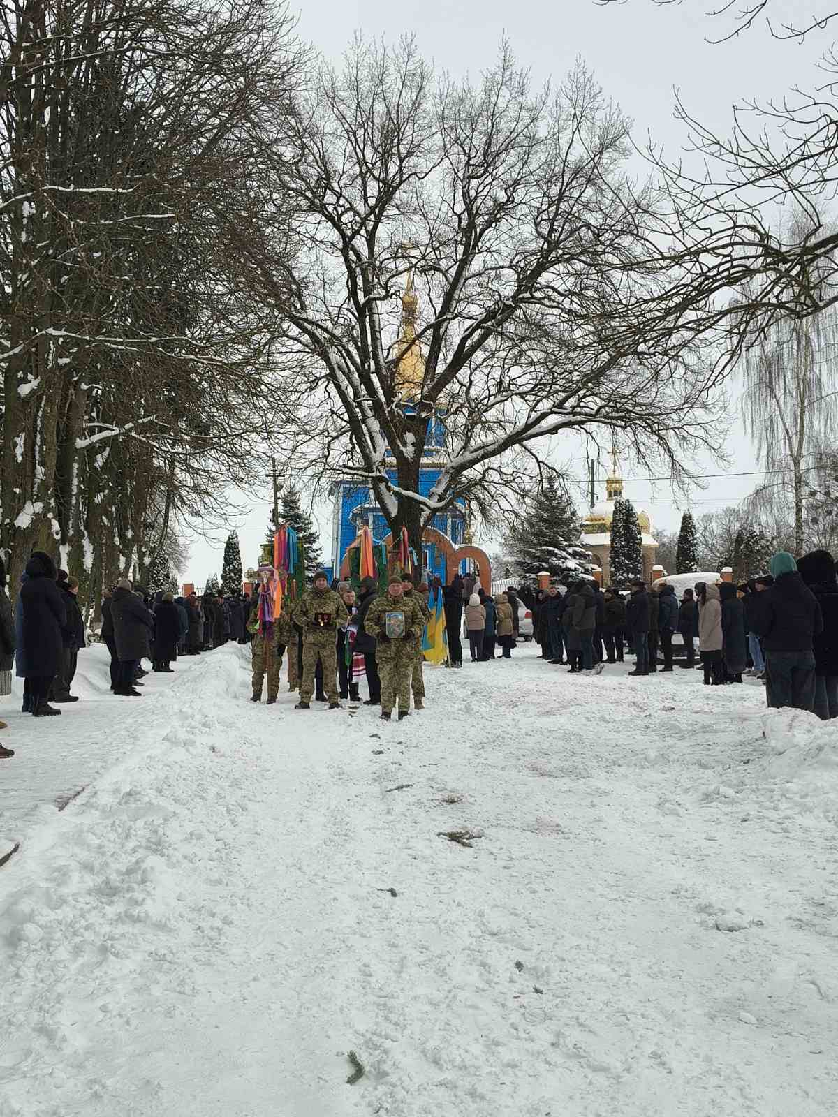 Навіки 35: на Волині в останню путь провели Героя Сергія Ющика