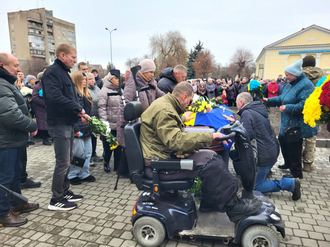 Зник безвісти ще навесні 2024 року: на Волині попрощалися з Героєм Віталієм Тимофєєвим