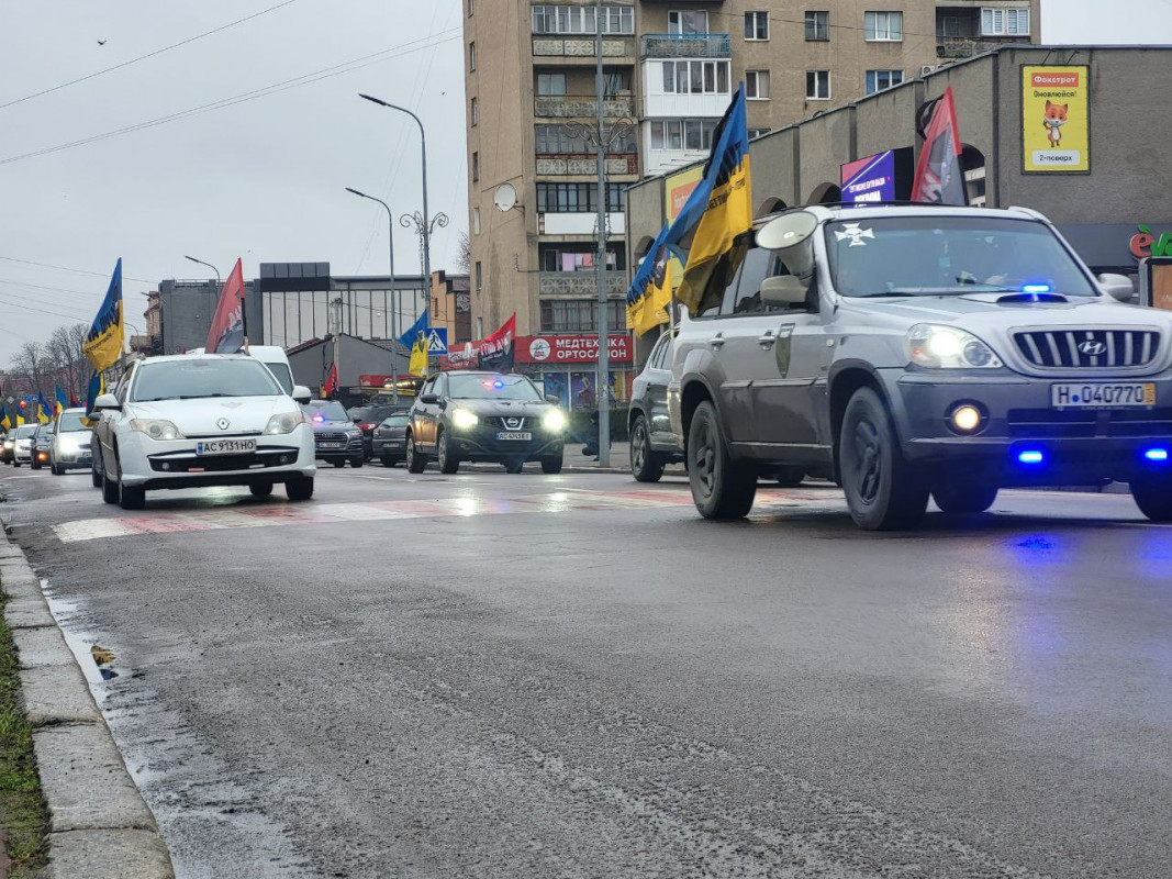 Незадовго до загибелі дізнався, що стане татом третьої доньки: на Волині попрощалися з Героєм Василем Сорокою
