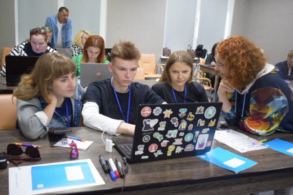 Волинські активісти вдосконалили свої знання з цифрових технологій