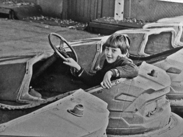 Машини часу в центрі міста: як у Луцьку з’являлися легендарні атракціони та дитяче містечко