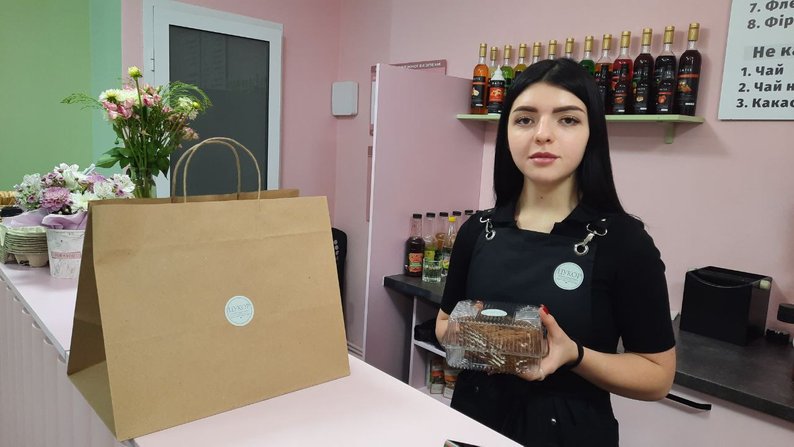 У Луцьку донька військового відкрила кав’ярню «Цукор»