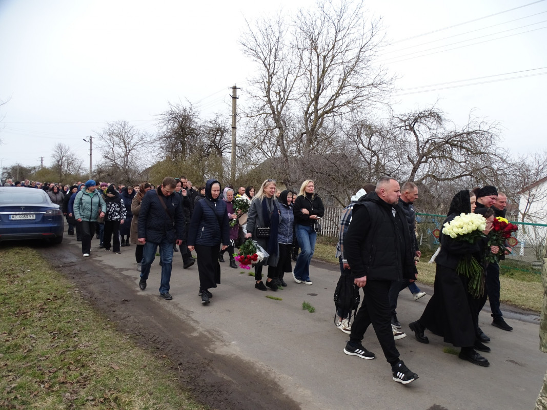Ворожий дрон обірвав життя: на Волині попрощалися з Героєм Сергієм Панасюком