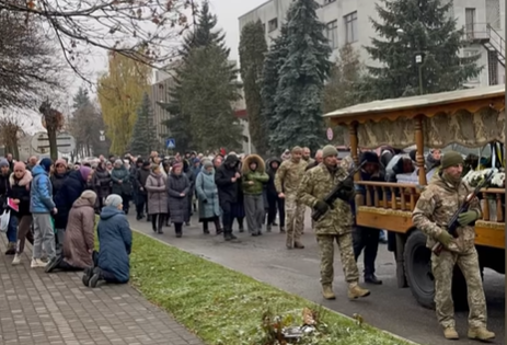 Пішов на фронт заради брата і Батьківщини: на Волині попрощалися з Героєм Олександром Шумом