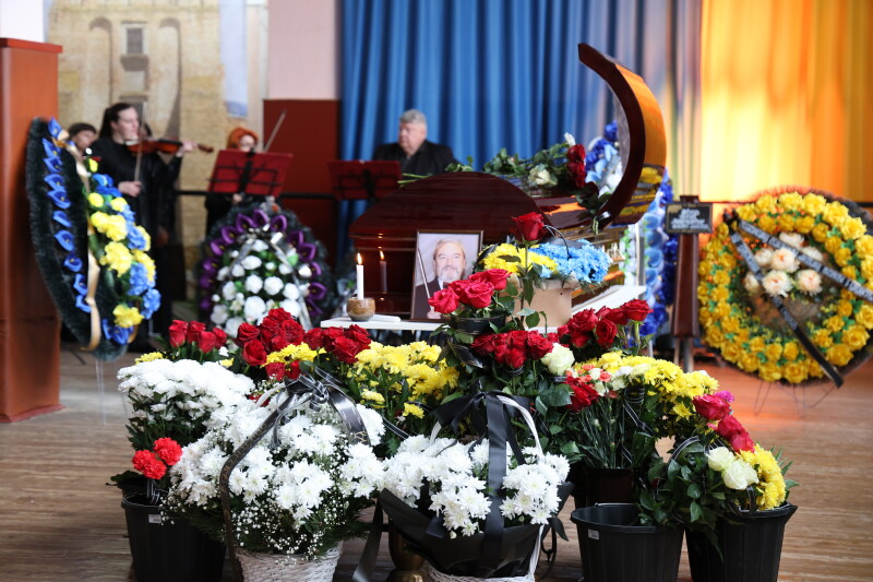 У Луцьку попрощалися з видатним музикантом Товієм Рівцем