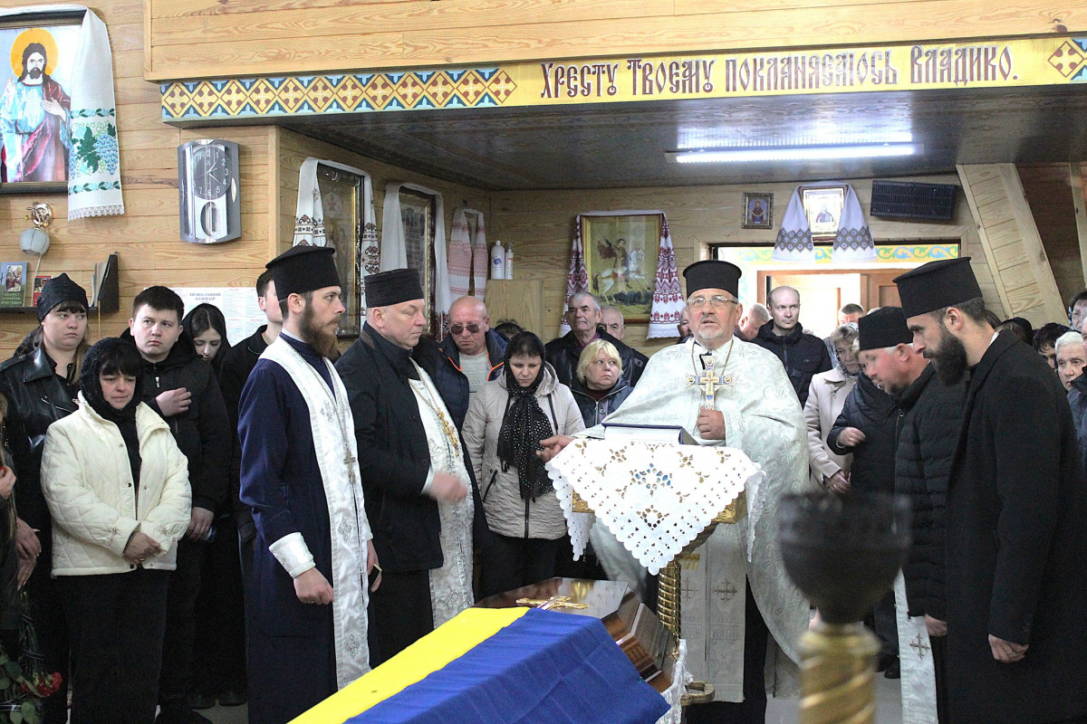 Майже два з половиною роки невідомості: на Волині в останню путь провели Героя Андрія Климюка